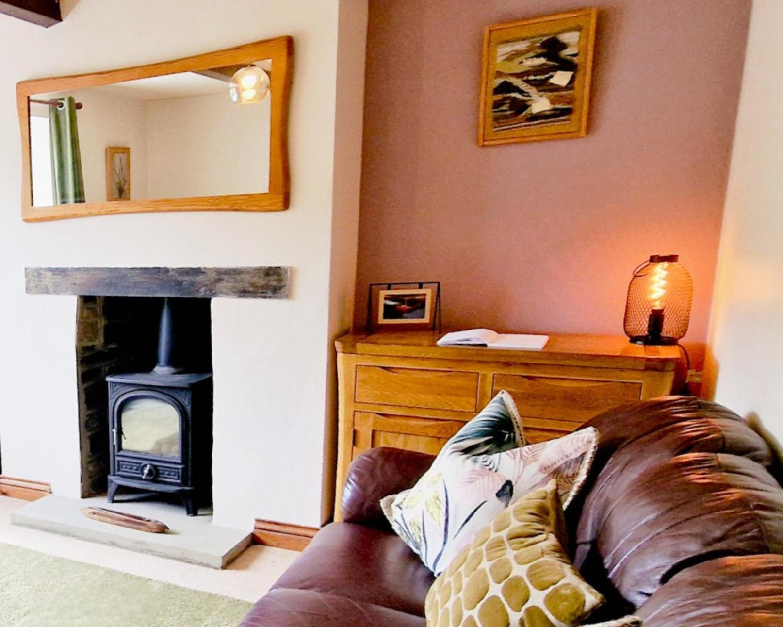 The Old Wash Kitchen - Charming Character Cottage In Holmfirth, Yorkshire Exteriér fotografie
